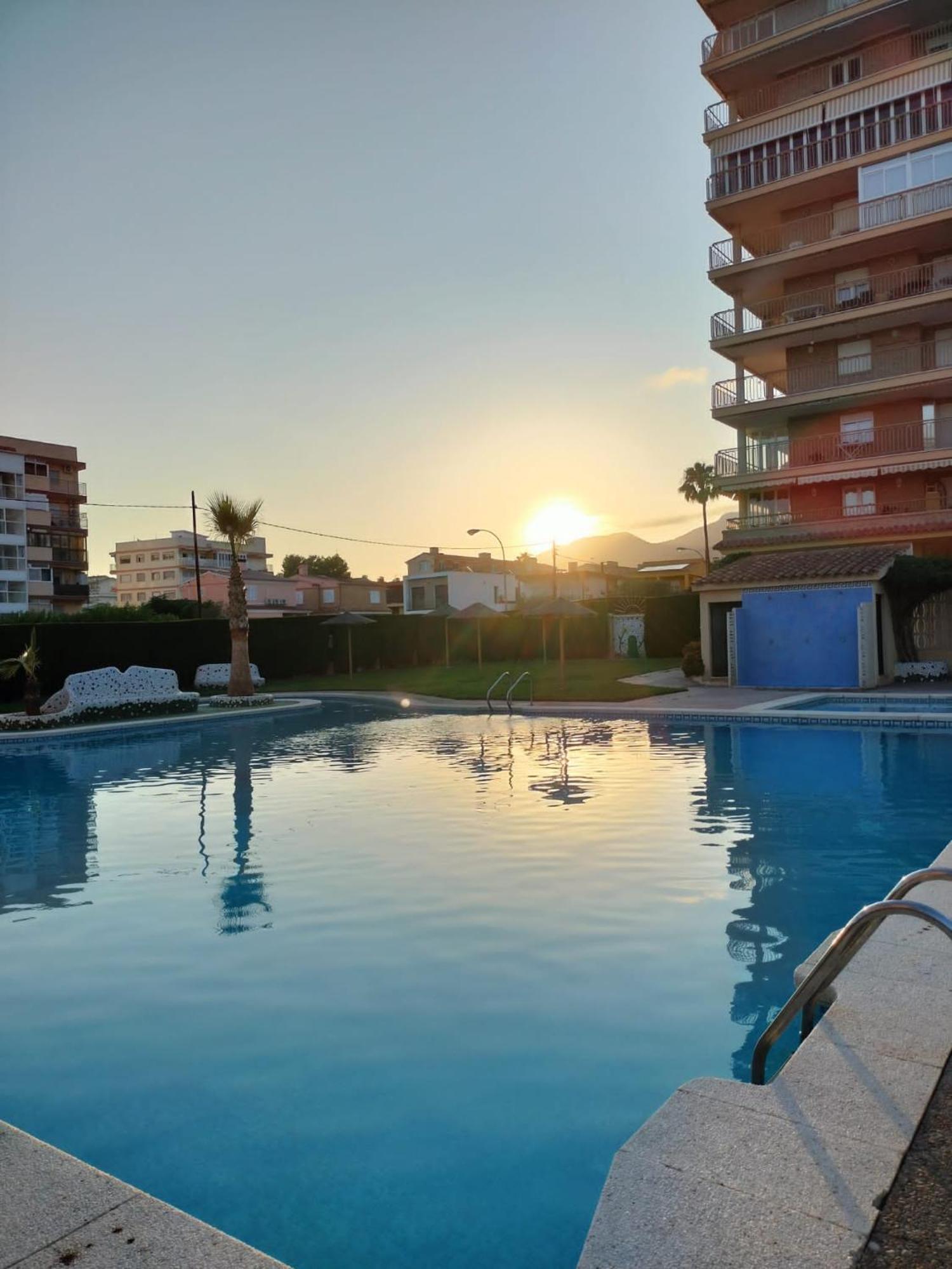 Costa Brazil Sunset Apartment 베니카씸 외부 사진